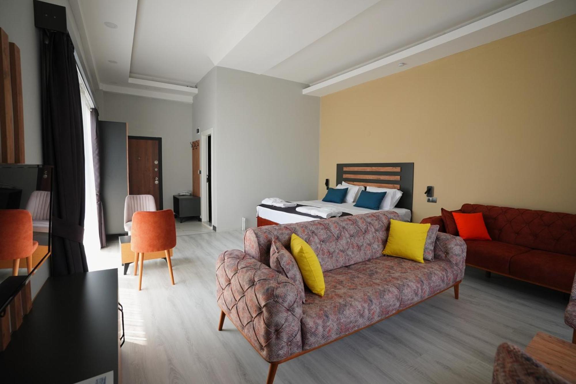 Villa Sevilla Kuşadası Ngoại thất bức ảnh