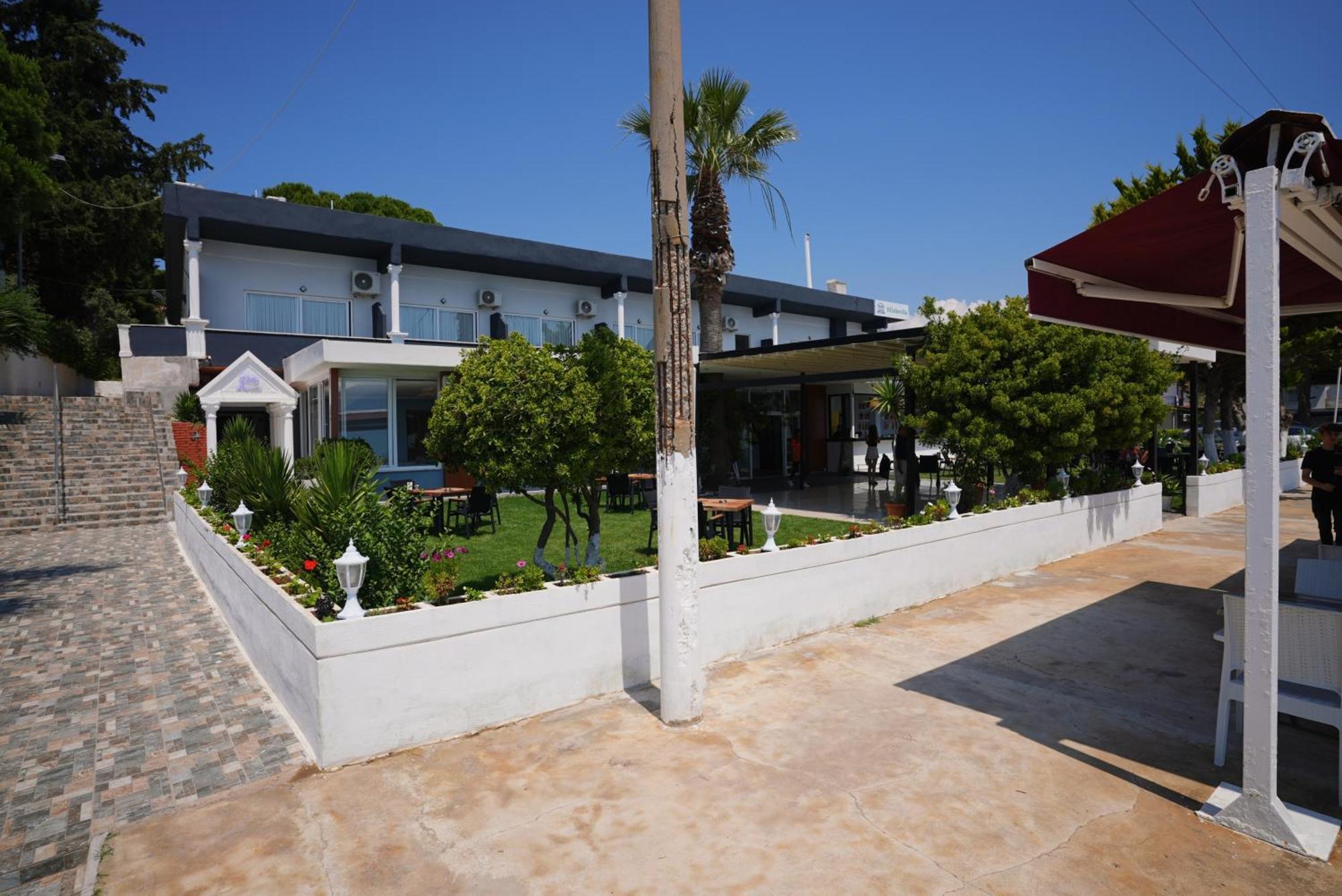 Villa Sevilla Kuşadası Ngoại thất bức ảnh