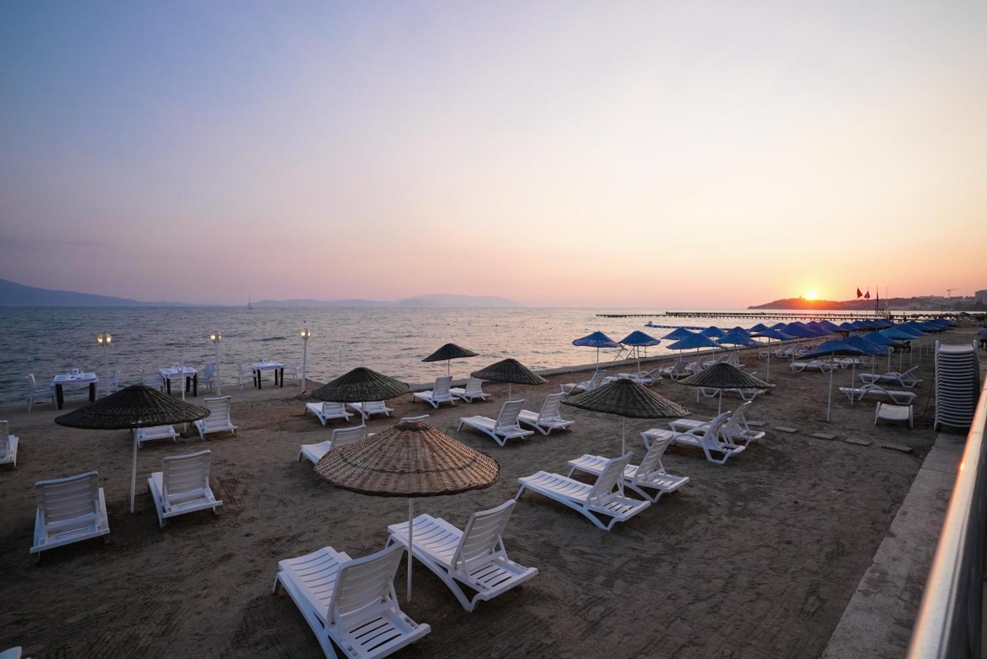 Villa Sevilla Kuşadası Ngoại thất bức ảnh