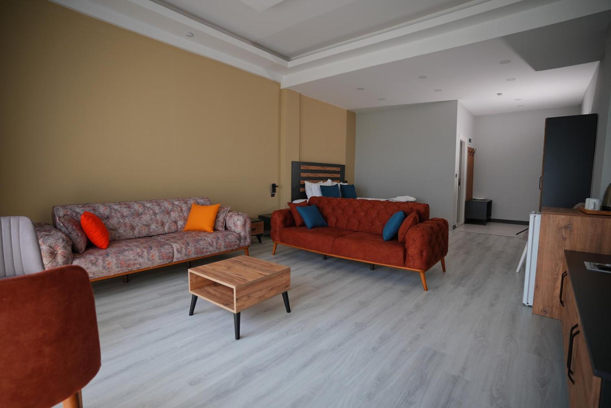 Villa Sevilla Kuşadası Ngoại thất bức ảnh