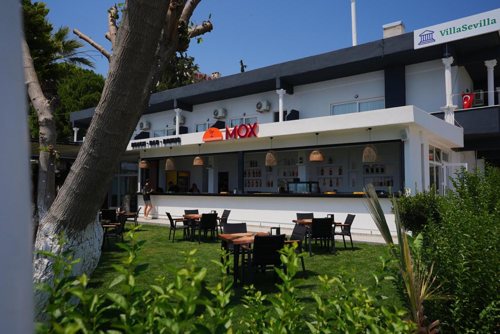 Villa Sevilla Kuşadası Ngoại thất bức ảnh