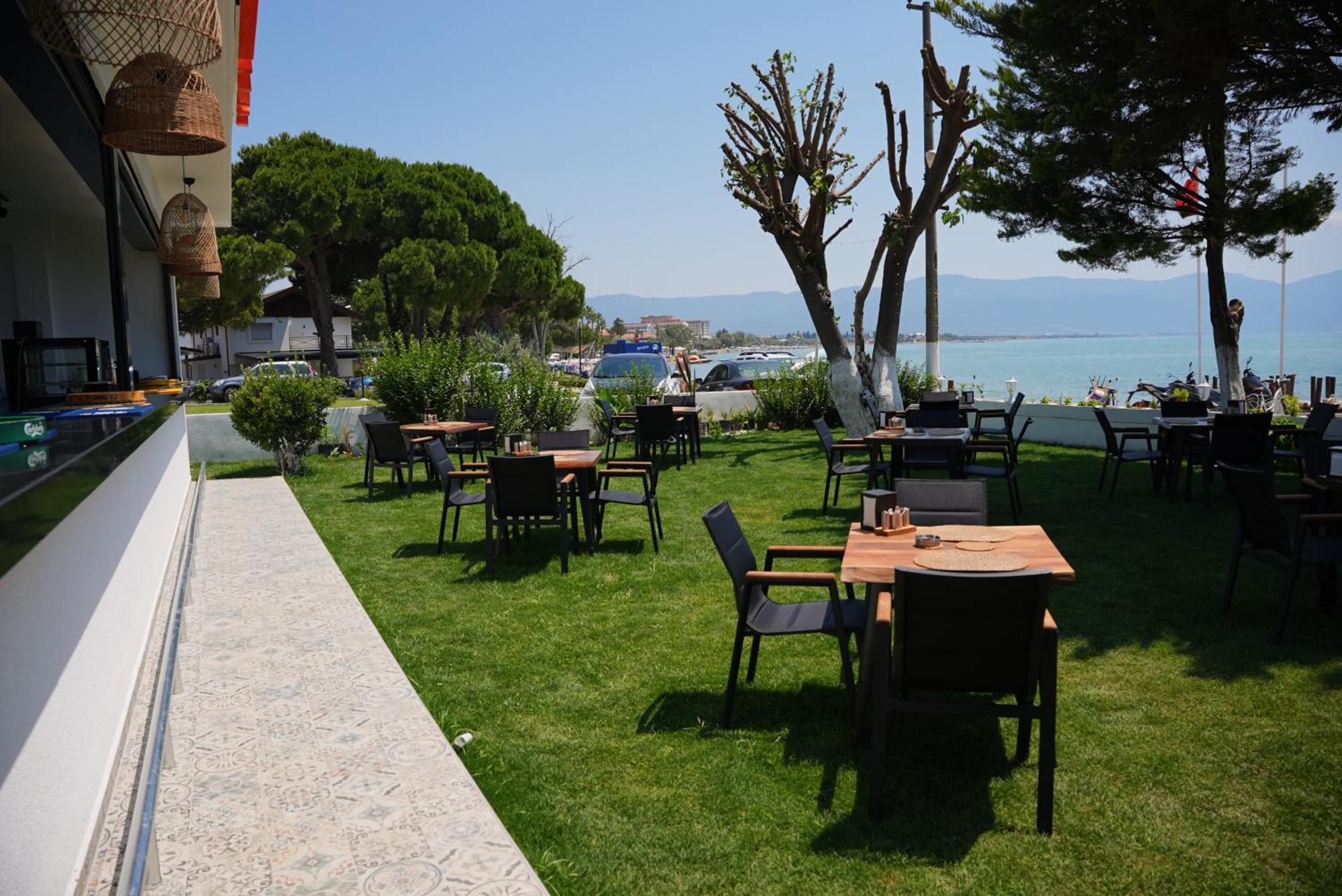 Villa Sevilla Kuşadası Ngoại thất bức ảnh