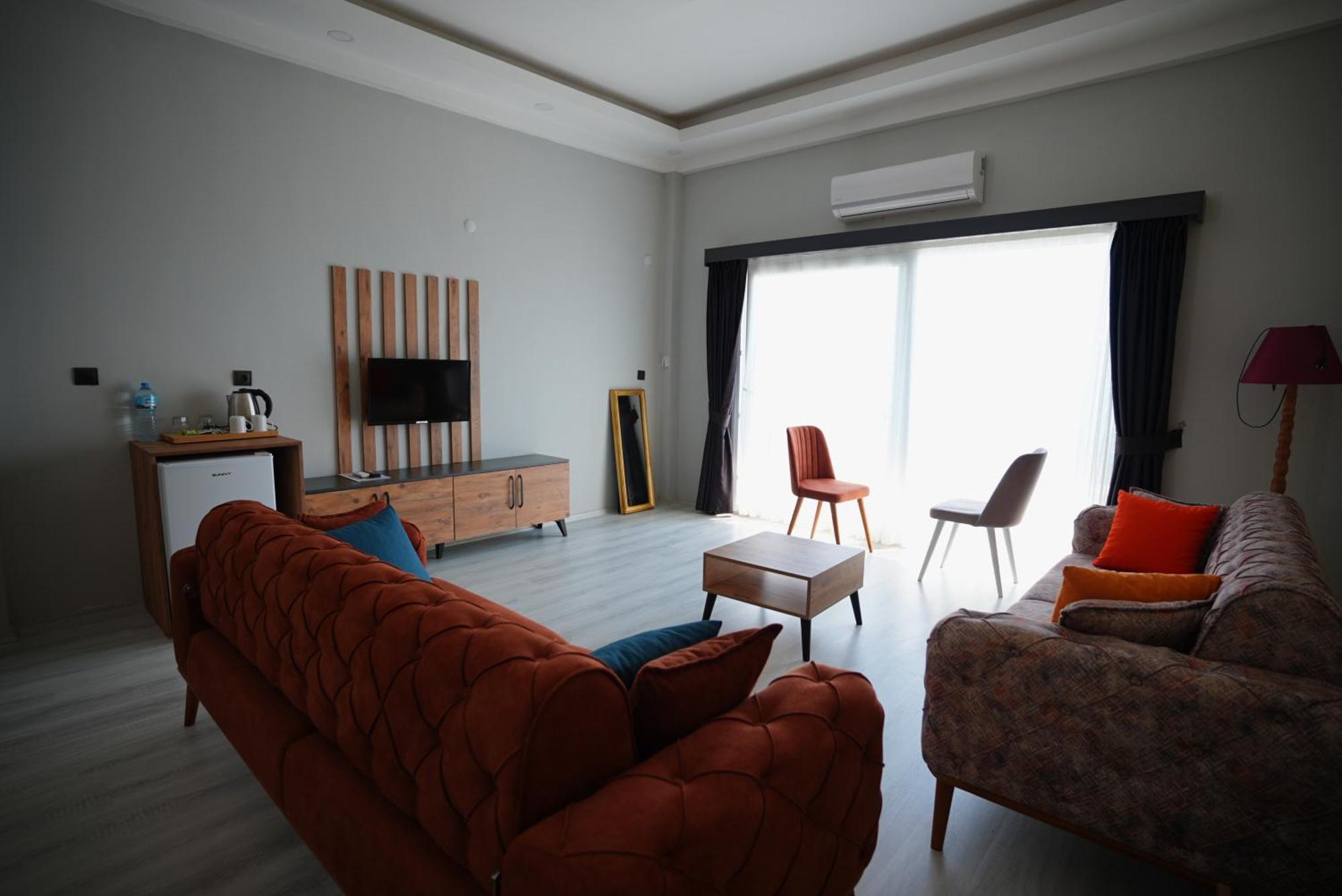 Villa Sevilla Kuşadası Ngoại thất bức ảnh